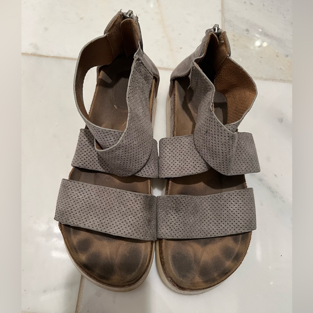 steve madden platform sandals